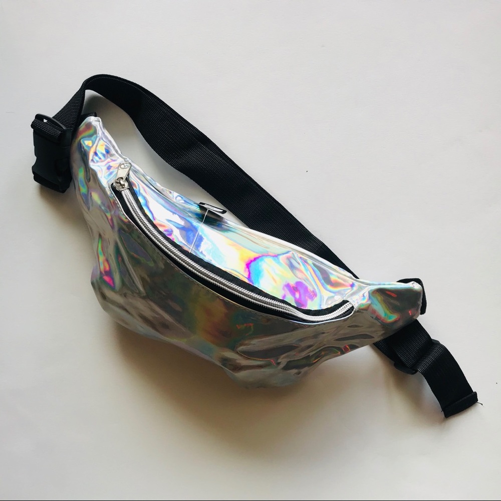 1 Left! Holographic Metallic Fanny Pack Silver - Picture 7 of 8